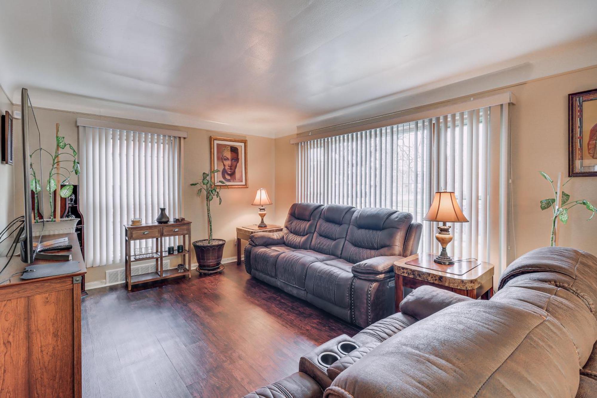 Family-Friendly Detroit Home 12 Mi To Downtown! Bagian luar foto